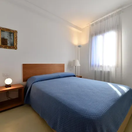 Venice Homes & Holidays Room photo