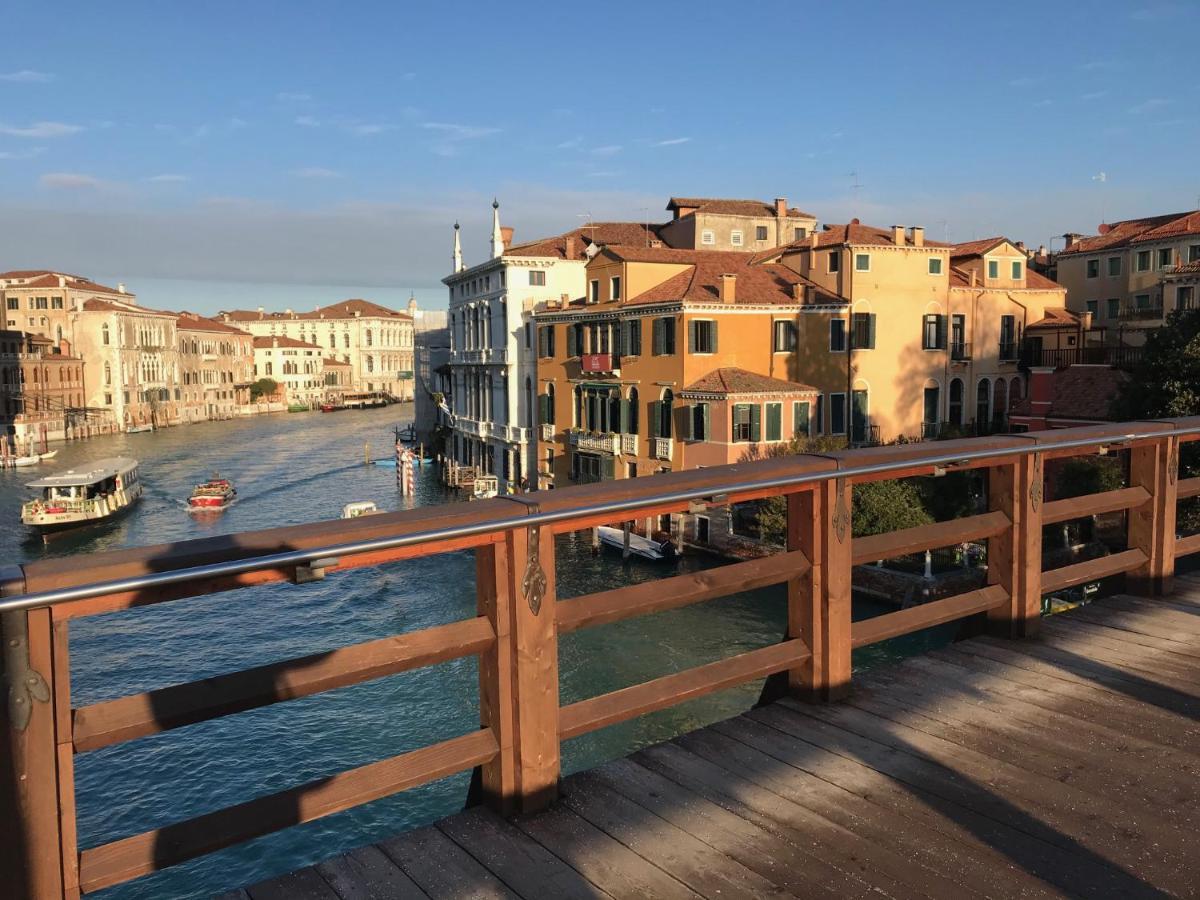 Homes & Holidays Appartement