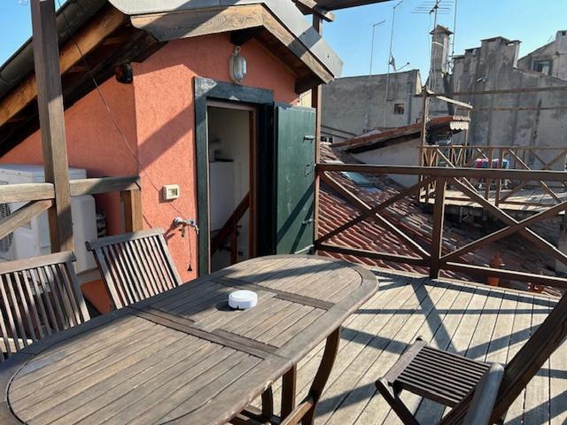 Homes & Holidays Appartement Venise