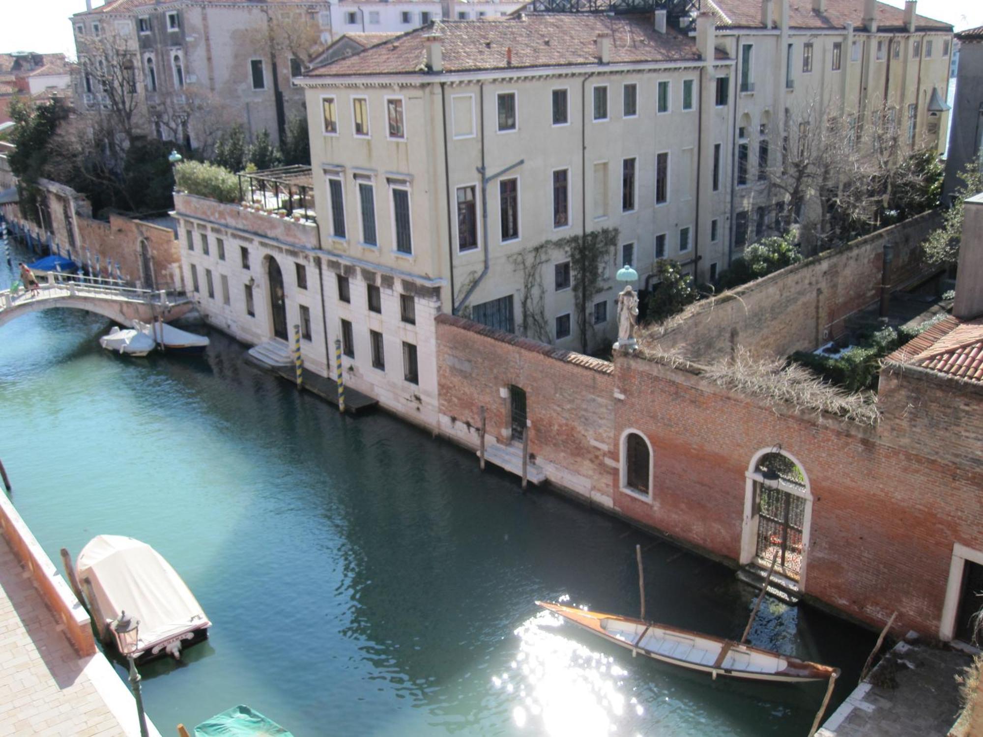 Homes & Holidays * Venice